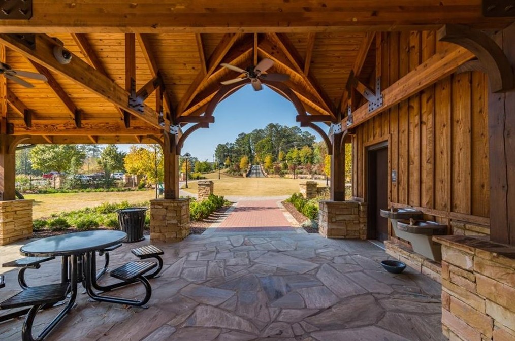 35 Whispering Way, Atlanta GA  exterior