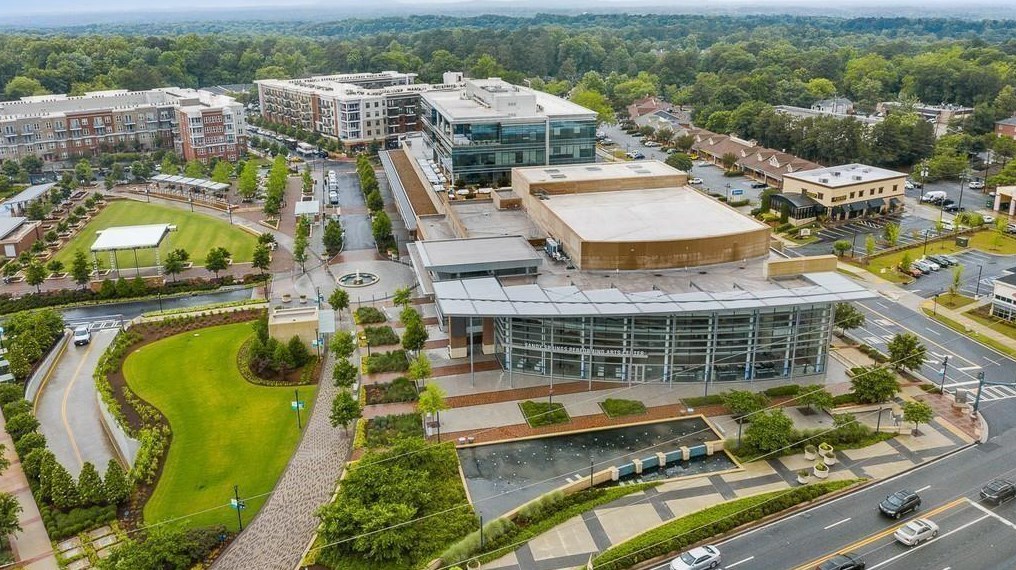 35 Whispering Way, Atlanta GA  exterior