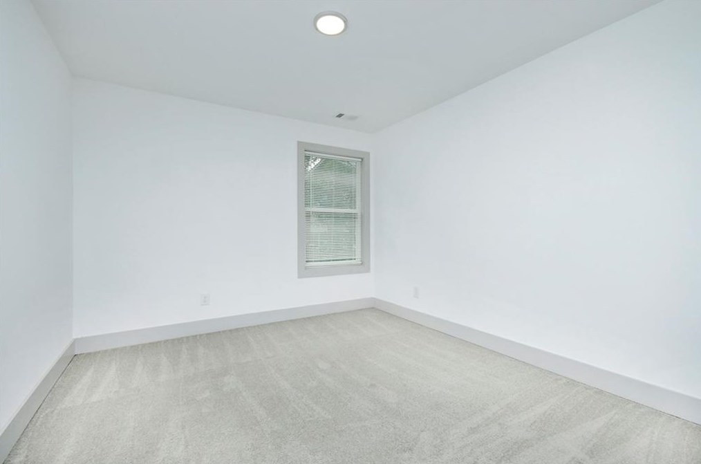 1499 Rupert Rd, Decatur GA  30032-3513 exterior