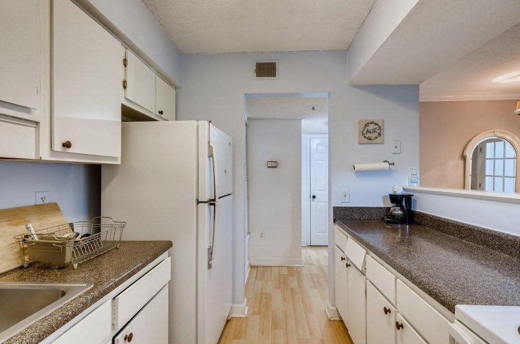 1507 Wingate Way, Atlanta GA  30350-4987 exterior