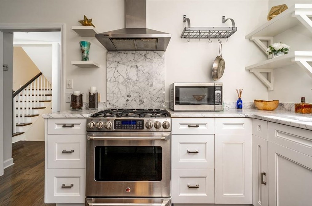 1122 Moorestown Cir, Decatur GA  30033-2725 exterior