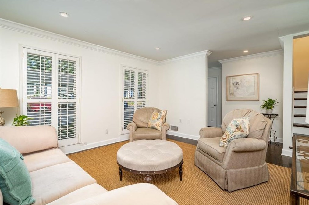 1122 Moorestown Cir, Decatur GA  30033-2725 exterior