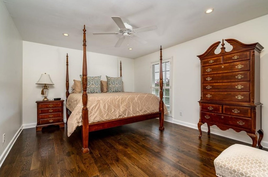 1122 Moorestown Cir, Decatur GA  30033-2725 exterior