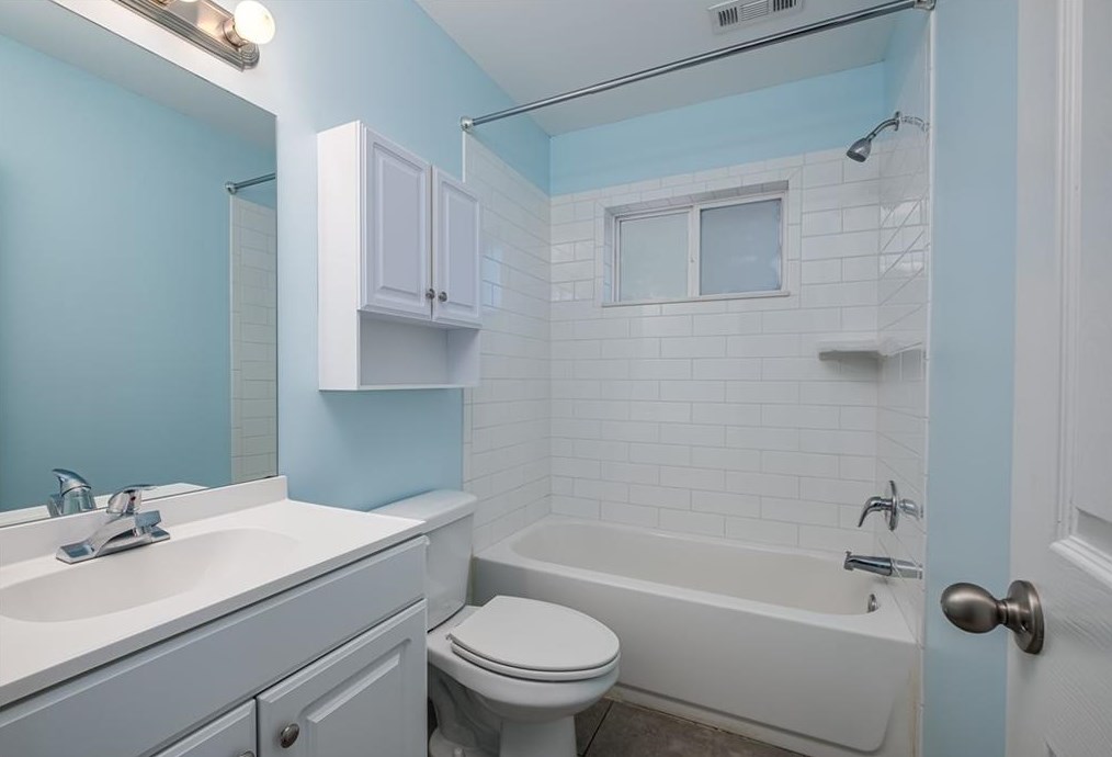 3266 Glenco Dr, Decatur GA  30032-7046 exterior