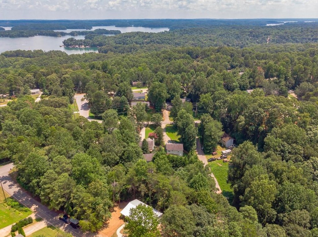 6655 Old Still Path, Gainesville GA  30506-6550 exterior