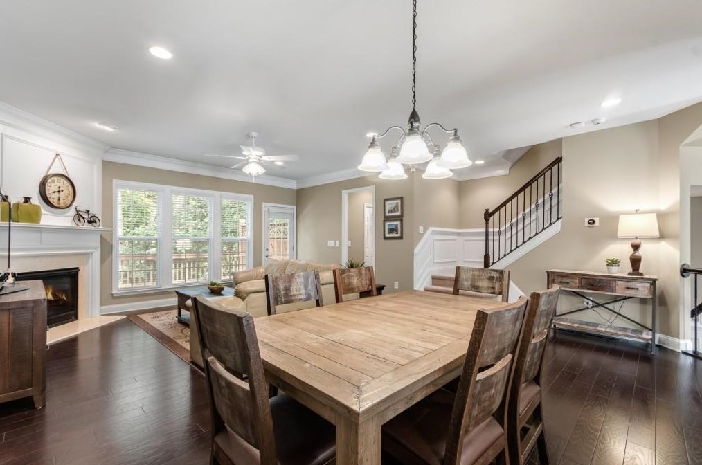 1936 Ridgemont Ln, Decatur GA  30033-4076 exterior