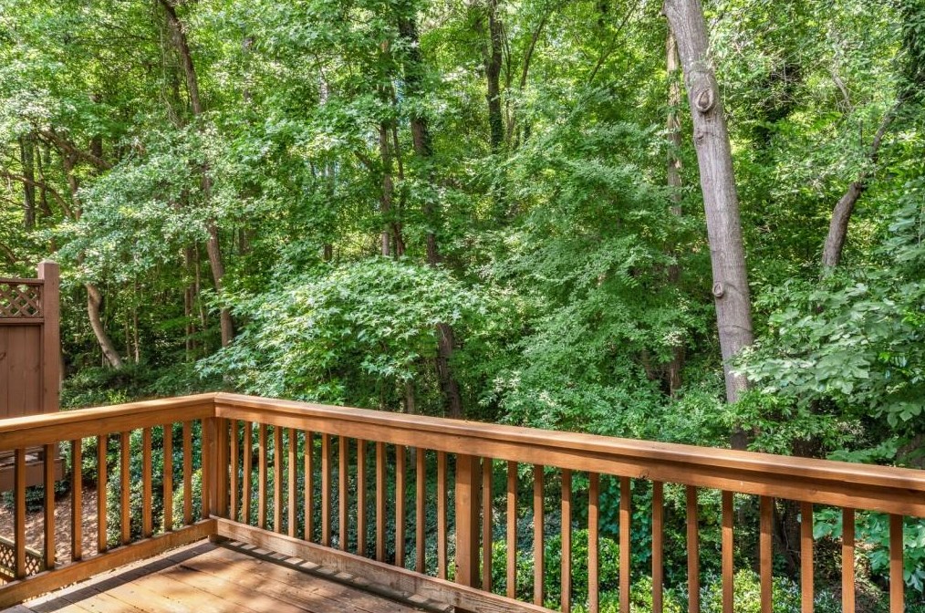 1936 Ridgemont Ln, Decatur GA  30033-4076 exterior