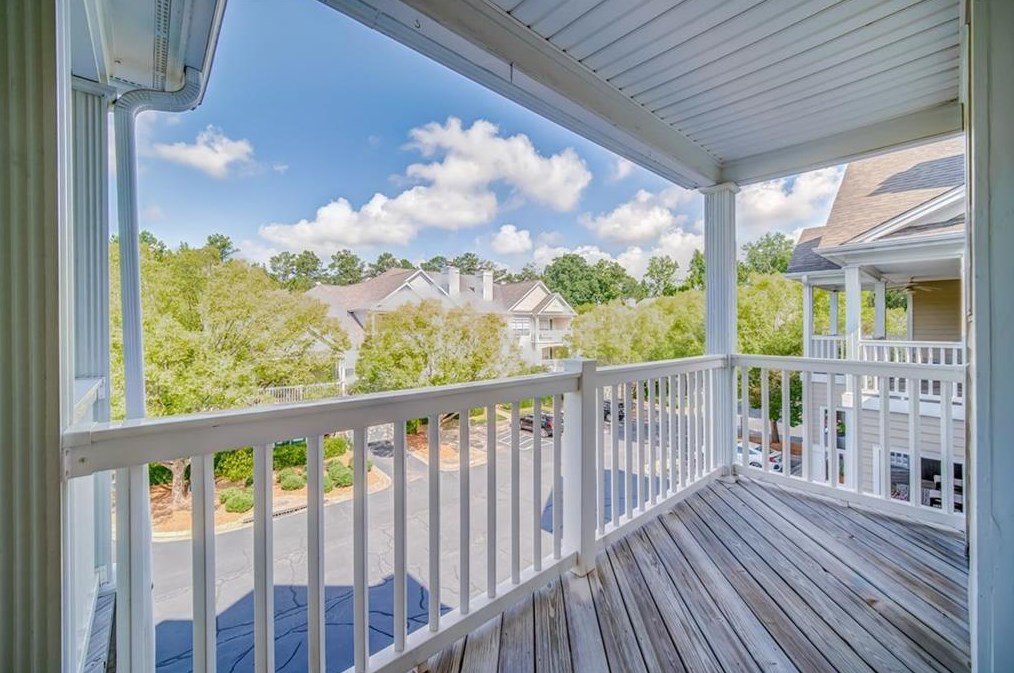 534 Sandringham Dr, Alpharetta GA 30004-4972 exterior