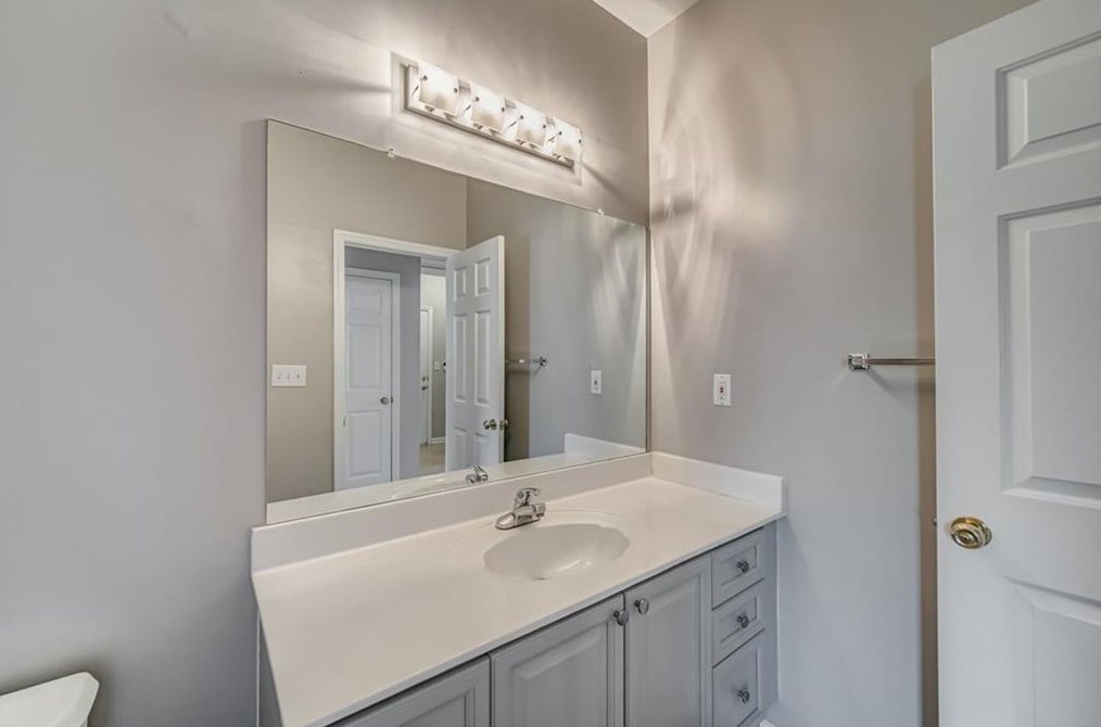 534 Sandringham Dr, Alpharetta GA 30004-4972 exterior