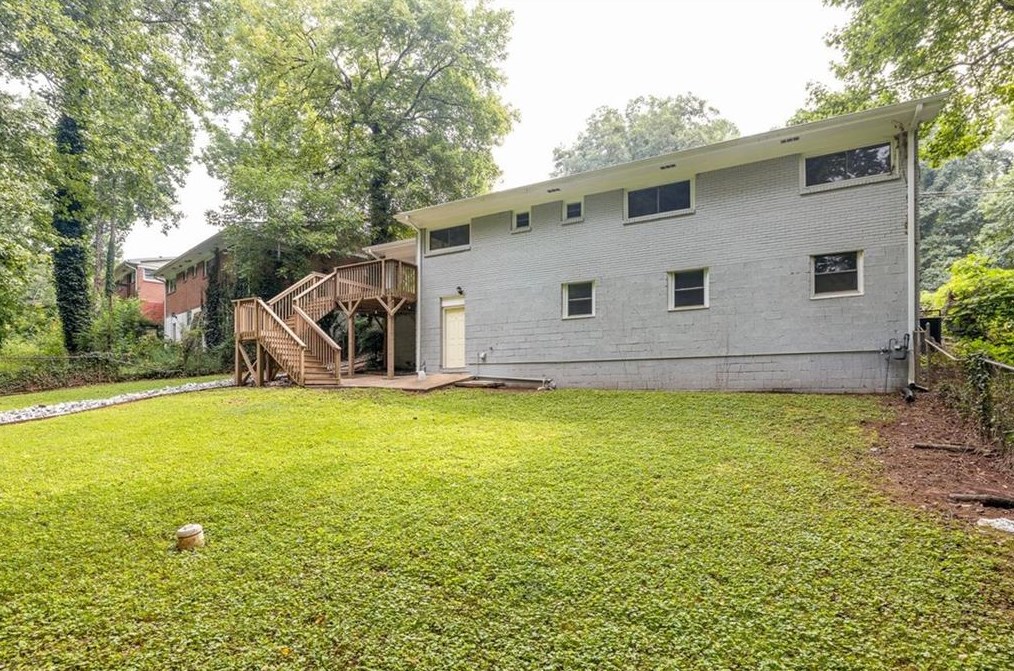 1531 Woodfern Dr, Decatur GA  30030-4534 exterior