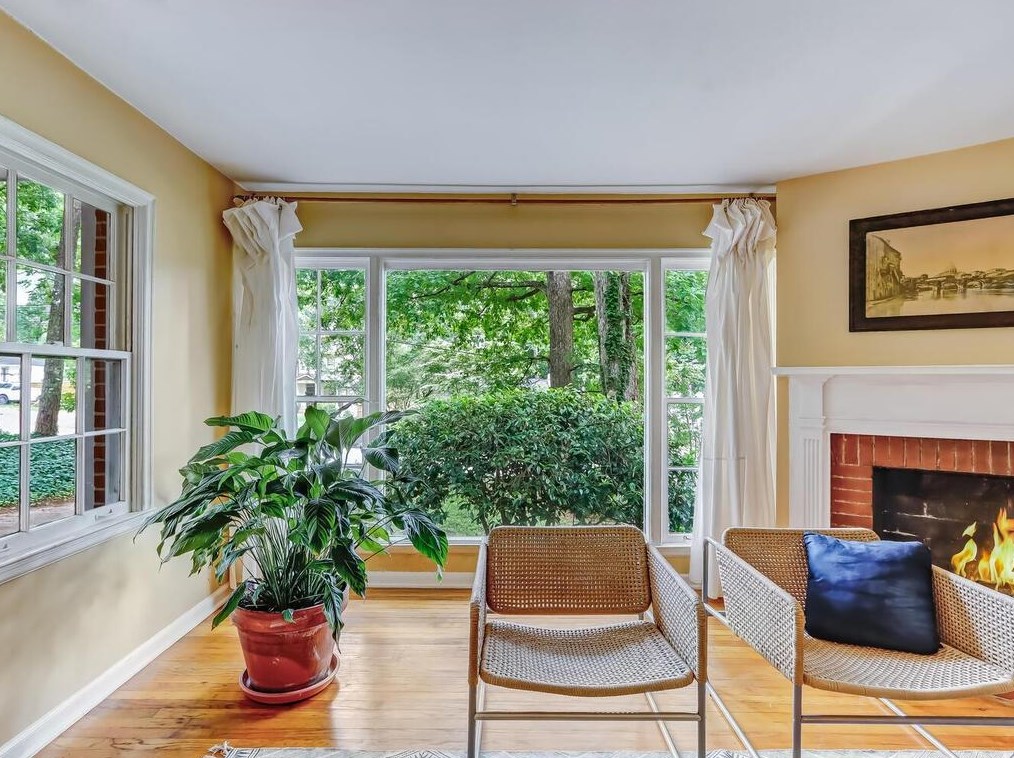 473 Bridlewood Cir, Decatur GA  30030-1619 exterior