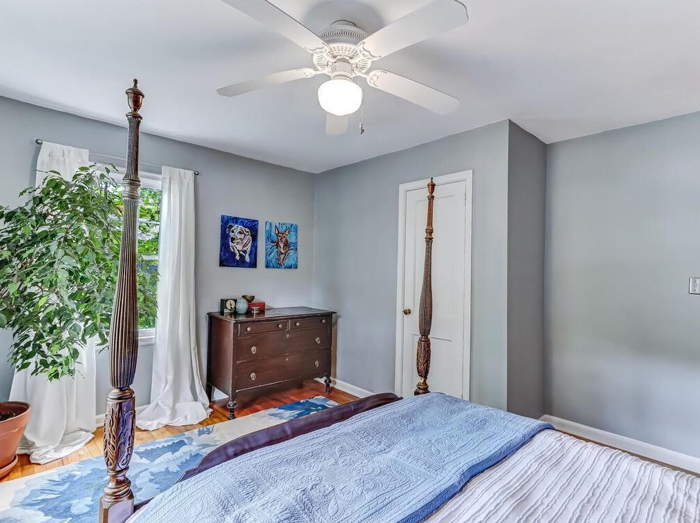 473 Bridlewood Cir, Decatur GA  30030-1619 exterior