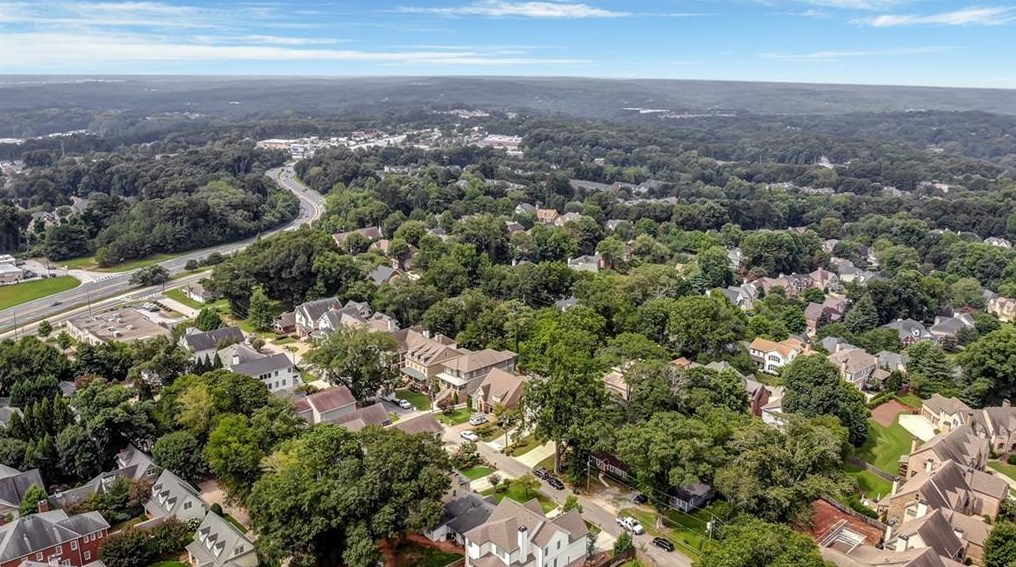 4230 Weaver St, Smyrna GA  30080-6422 exterior