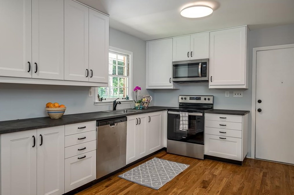 2540 Wilson Woods Dr, Decatur GA  30033-3741 exterior