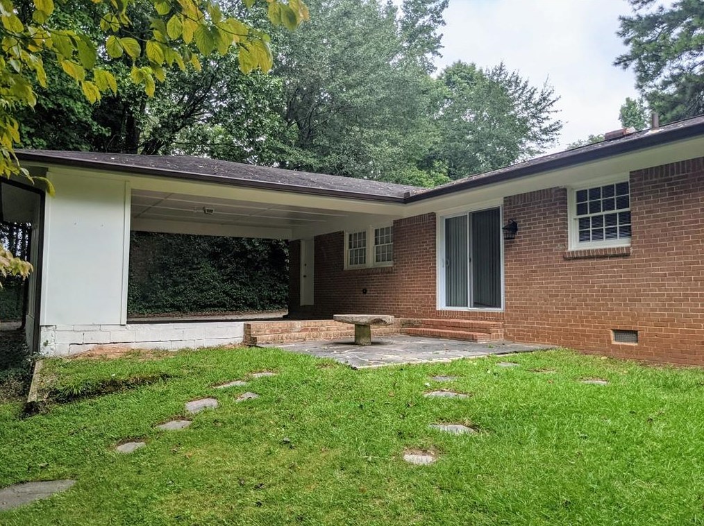 2120 Argyle Dr, Smyrna GA  30080-3871 exterior