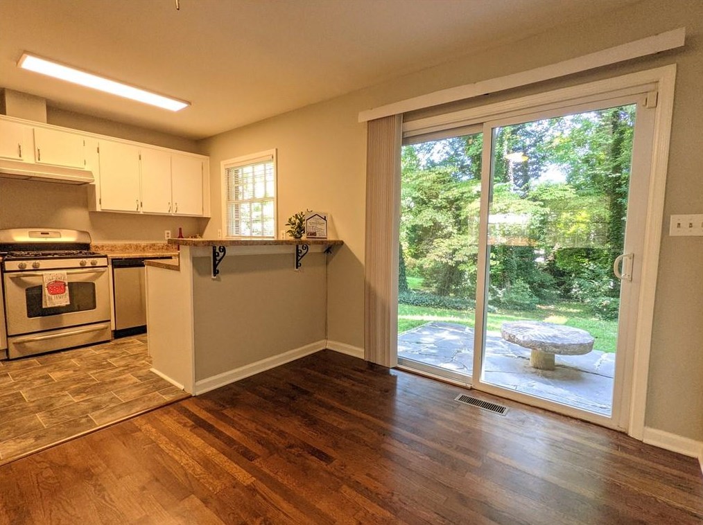 2120 Argyle Dr, Smyrna GA  30080-3871 exterior