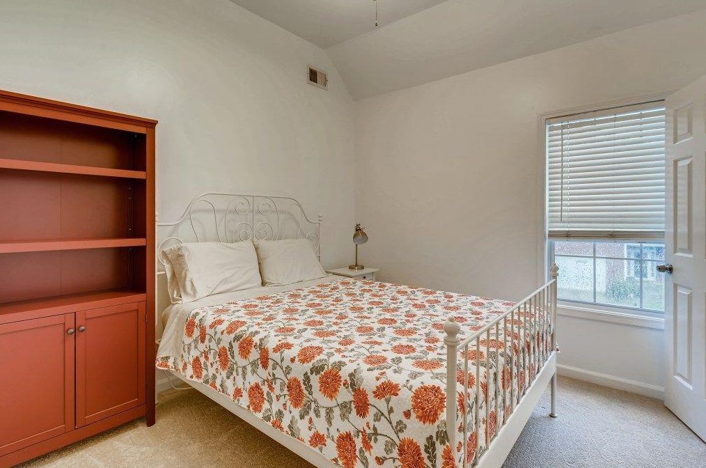 3000 Rosebrook Dr, Decatur GA  30033-3810 exterior