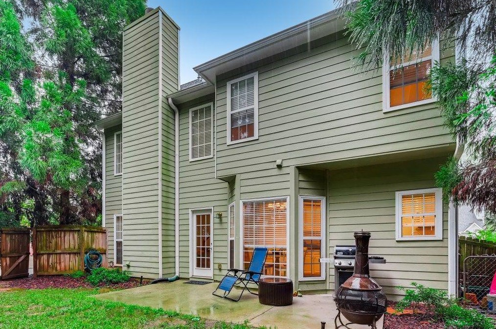 3000 Rosebrook Dr, Decatur GA  30033-3810 exterior