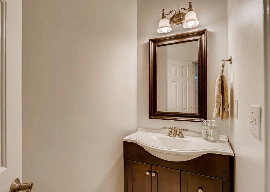 3000 Rosebrook Dr, Decatur GA  30033-3810 exterior