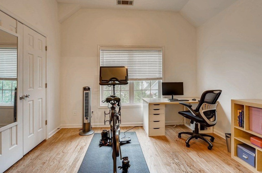 3000 Rosebrook Dr, Decatur GA  30033-3810 exterior