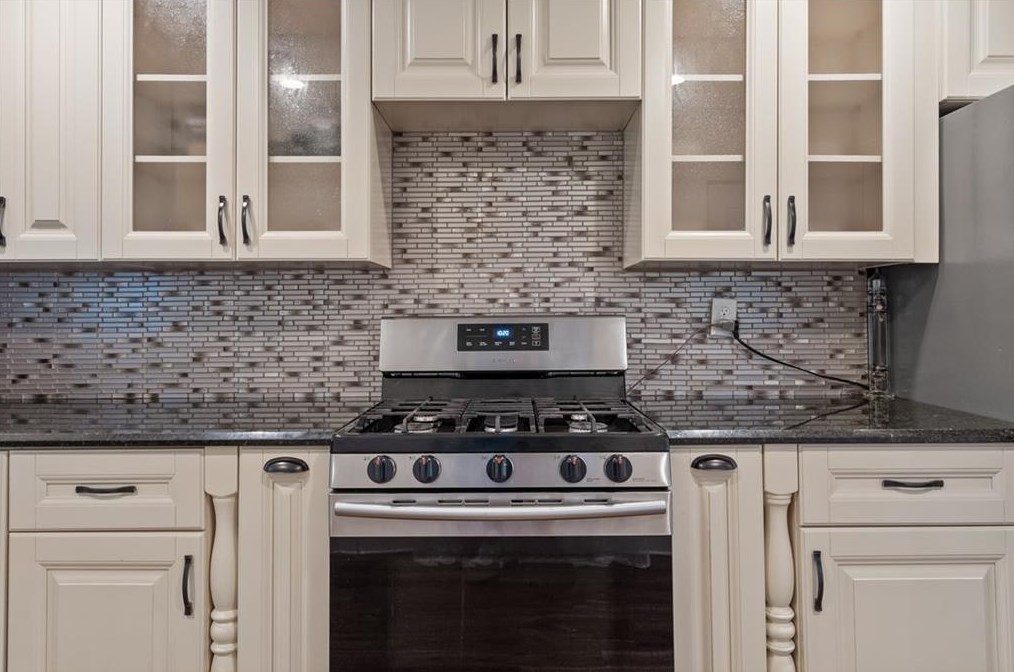 2069 Wilandrew Dr, Decatur GA  30033-0019 exterior