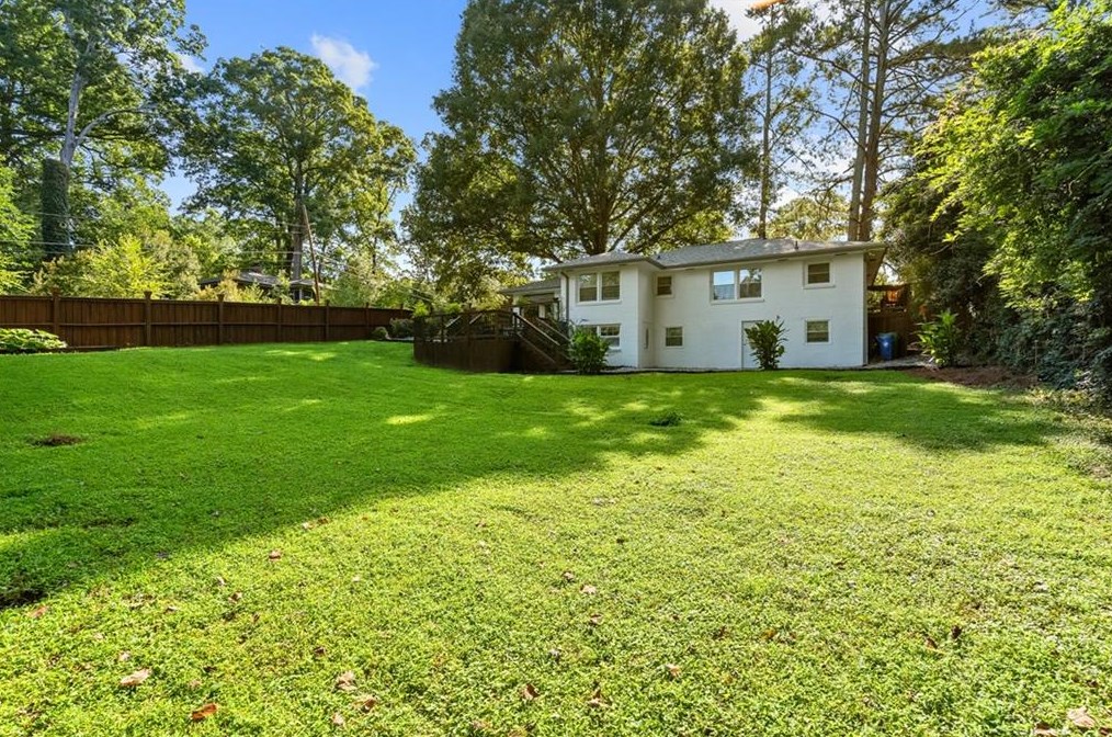 2069 Wilandrew Dr, Decatur GA  30033-0019 exterior