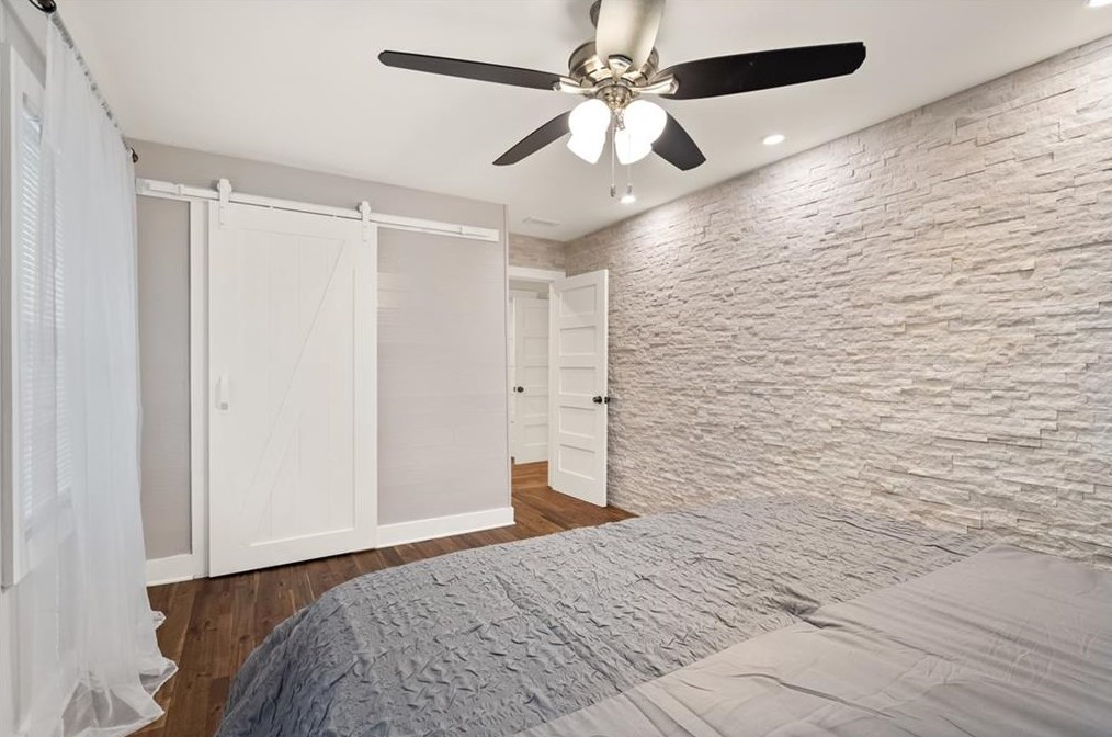 2069 Wilandrew Dr, Decatur GA  30033-0019 exterior