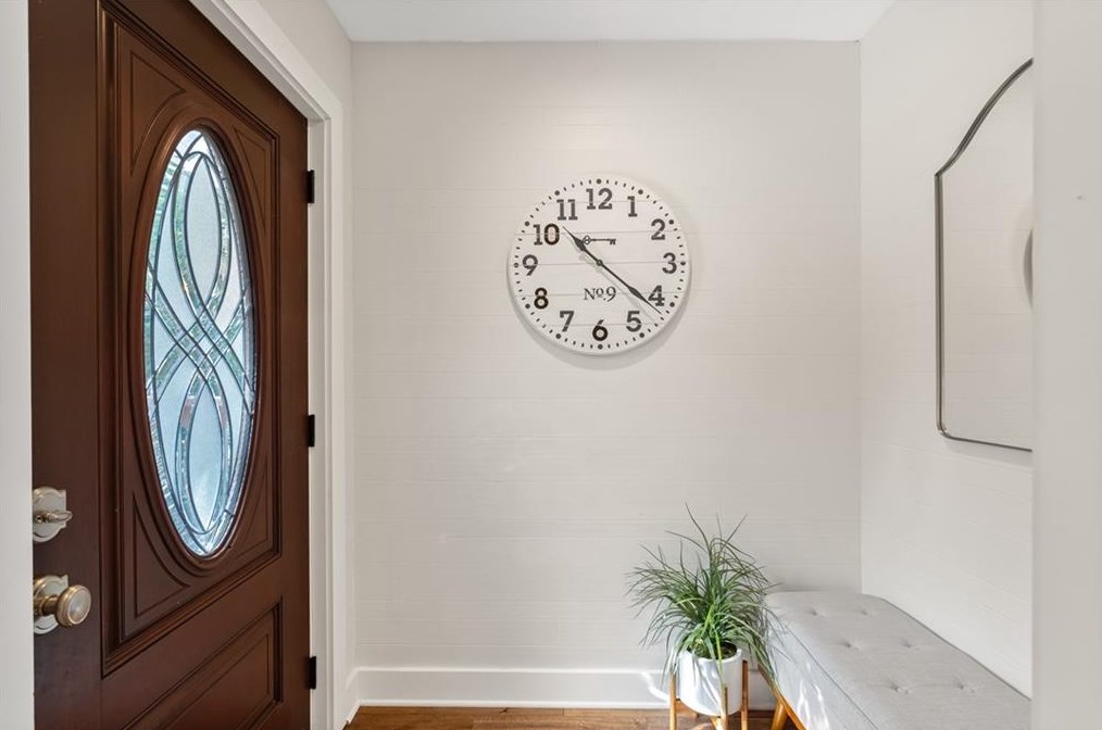 2069 Wilandrew Dr, Decatur GA  30033-0019 exterior