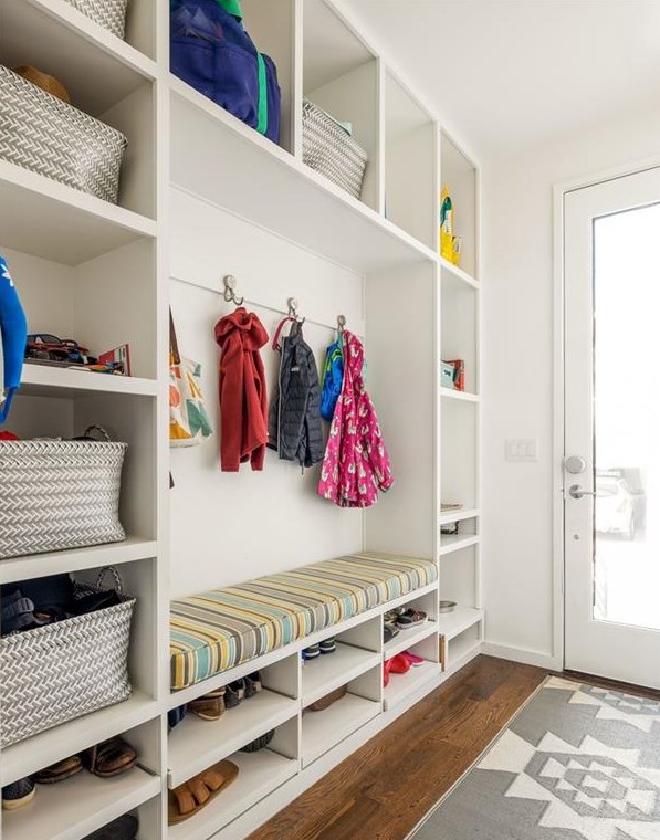 538 Lake Dr, Decatur GA  30030-3532 exterior