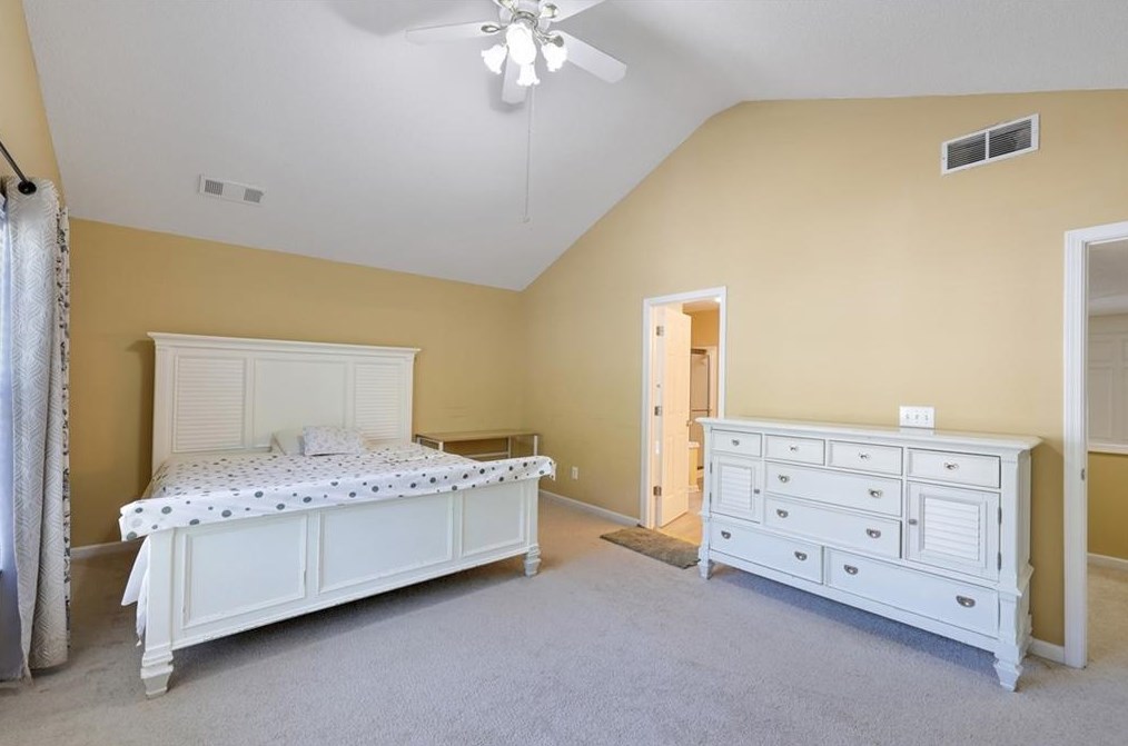 550 Arncliffe Ct, Alpharetta GA  30005-8994 exterior