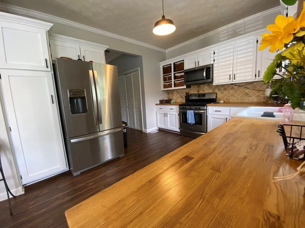 1201 Springmont Ct, Lawrenceville GA  30043-5419 exterior