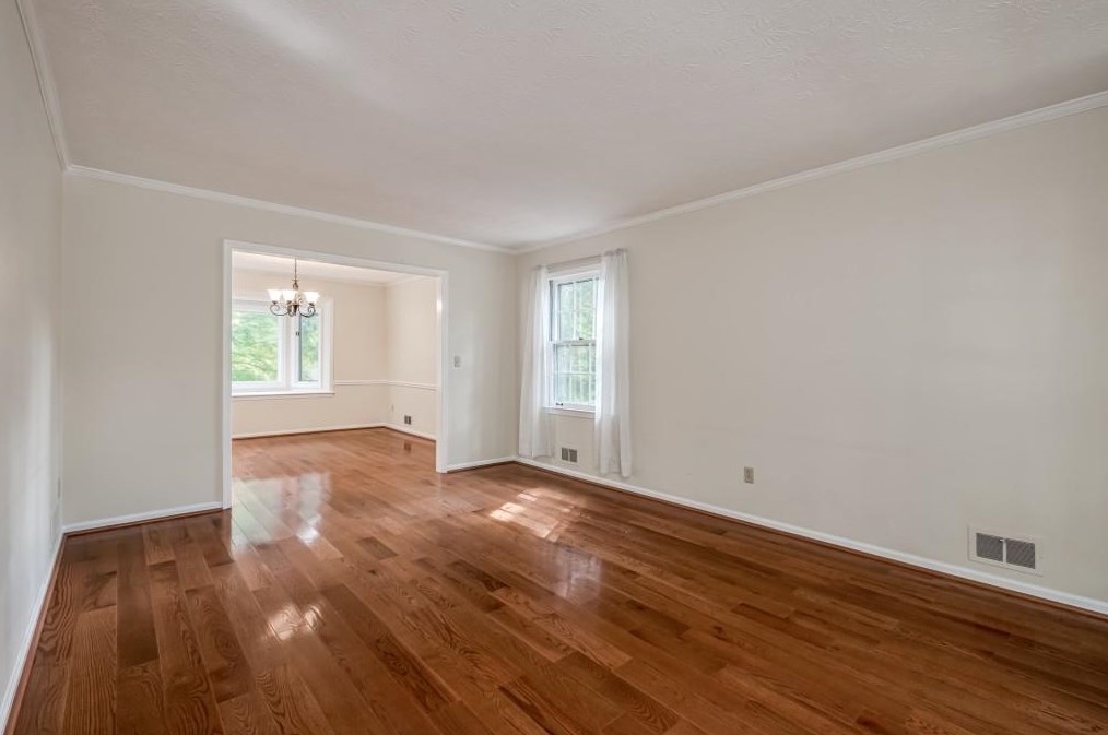 3455 Waddeston Way, Atlanta GA  30319-2544 exterior