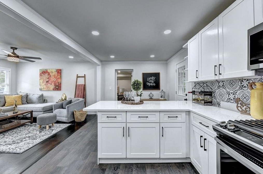 2808 Long Way, Decatur GA  30032-4226 exterior