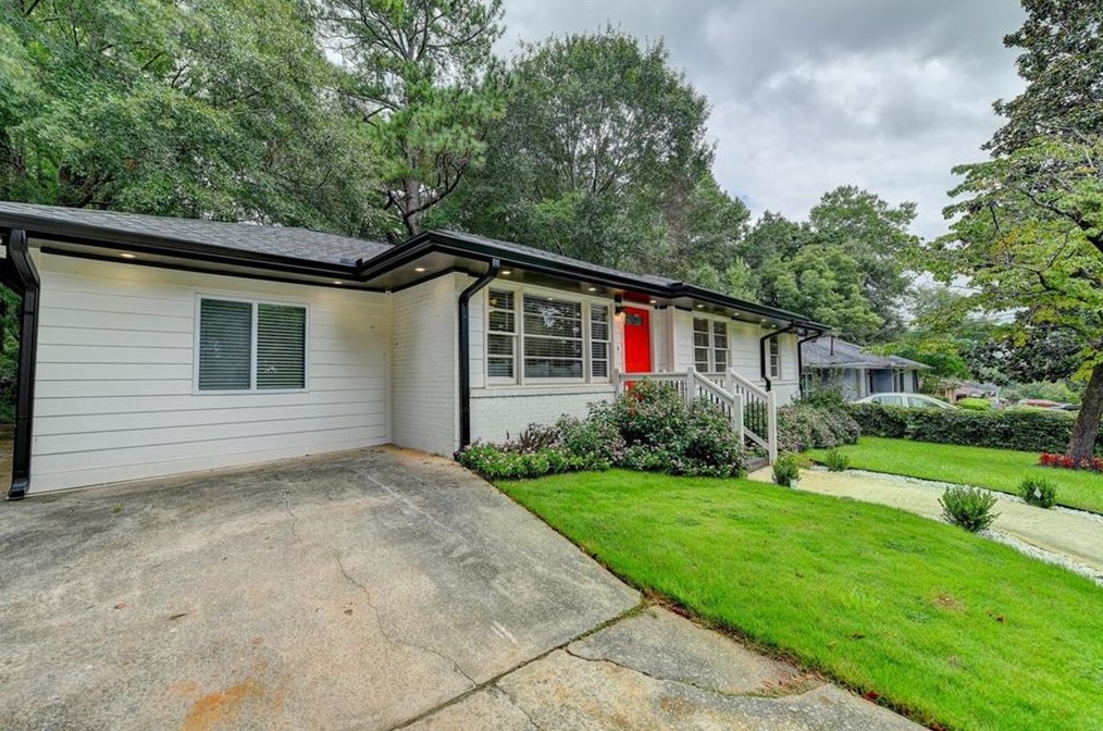 2808 Long Way, Decatur GA  30032-4226 exterior