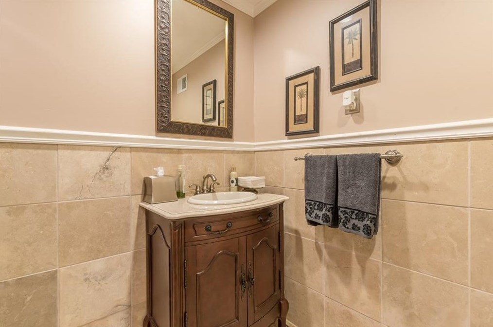 4610 Orkney Ln, Atlanta GA  30331-7440 exterior