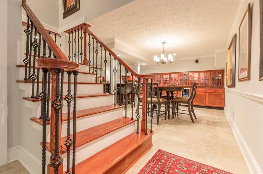4610 Orkney Ln, Atlanta GA  30331-7440 exterior