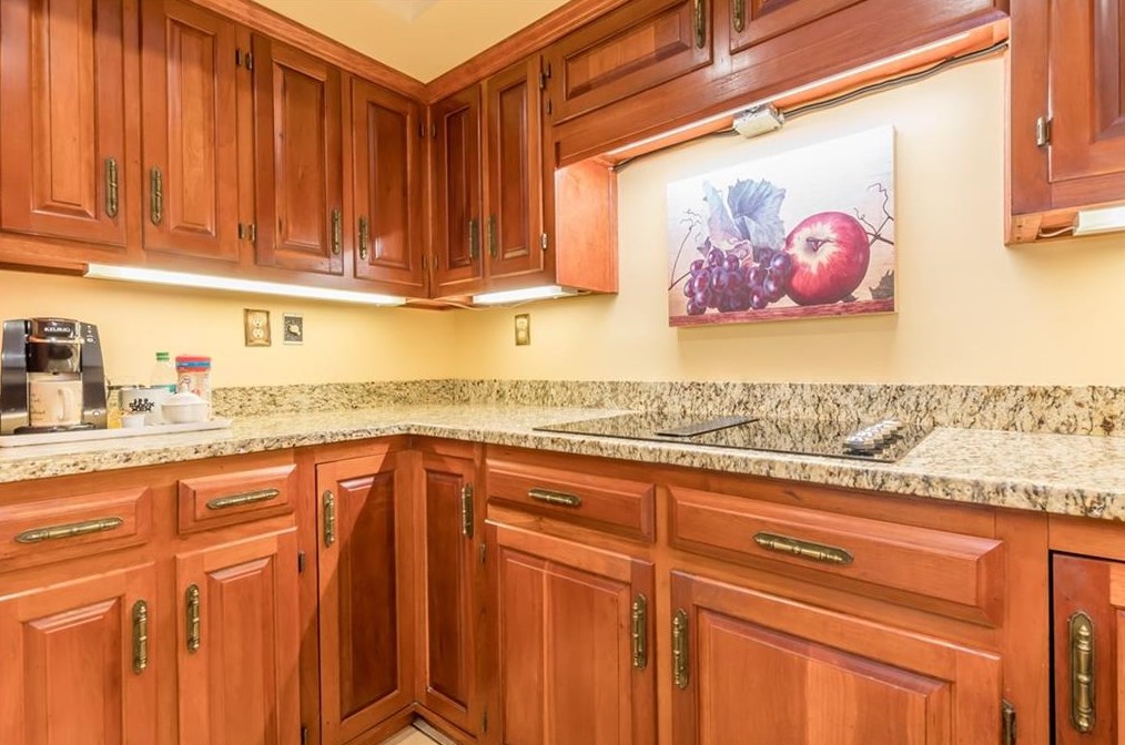 4610 Orkney Ln, Atlanta GA  30331-7440 exterior