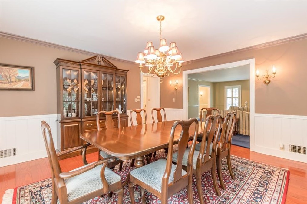4610 Orkney Ln, Atlanta GA  30331-7440 exterior