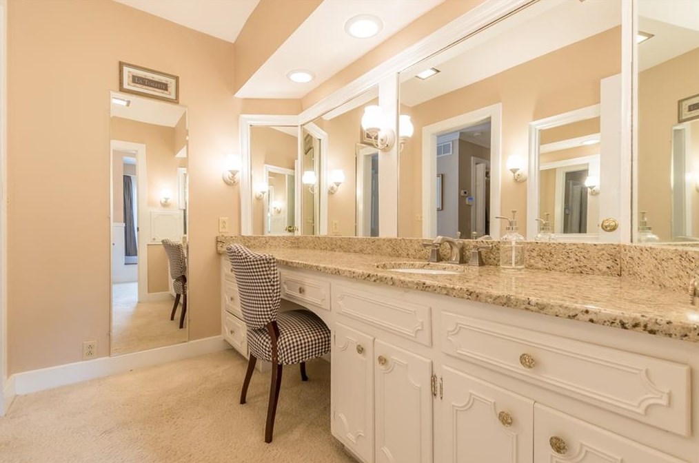 4610 Orkney Ln, Atlanta GA  30331-7440 exterior