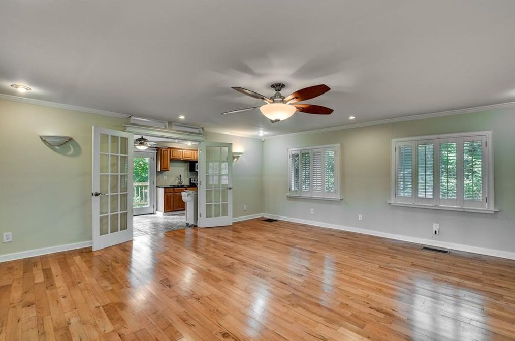 1530 Niskey Lake Trl, Atlanta GA  30331-6318 exterior