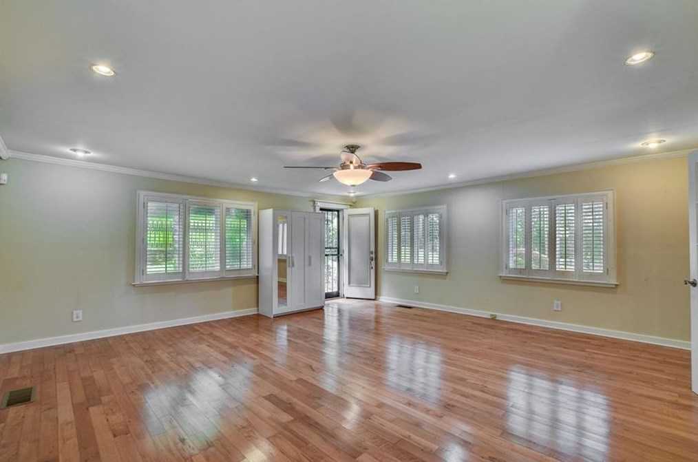 1530 Niskey Lake Trl, Atlanta GA  30331-6318 exterior
