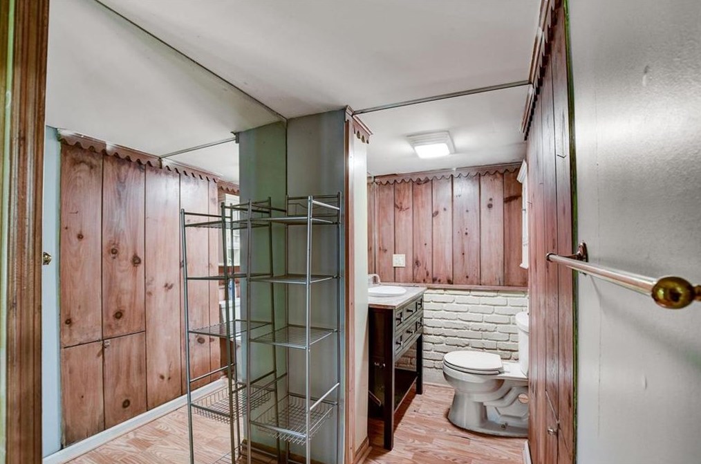 1530 Niskey Lake Trl, Atlanta GA  30331-6318 exterior