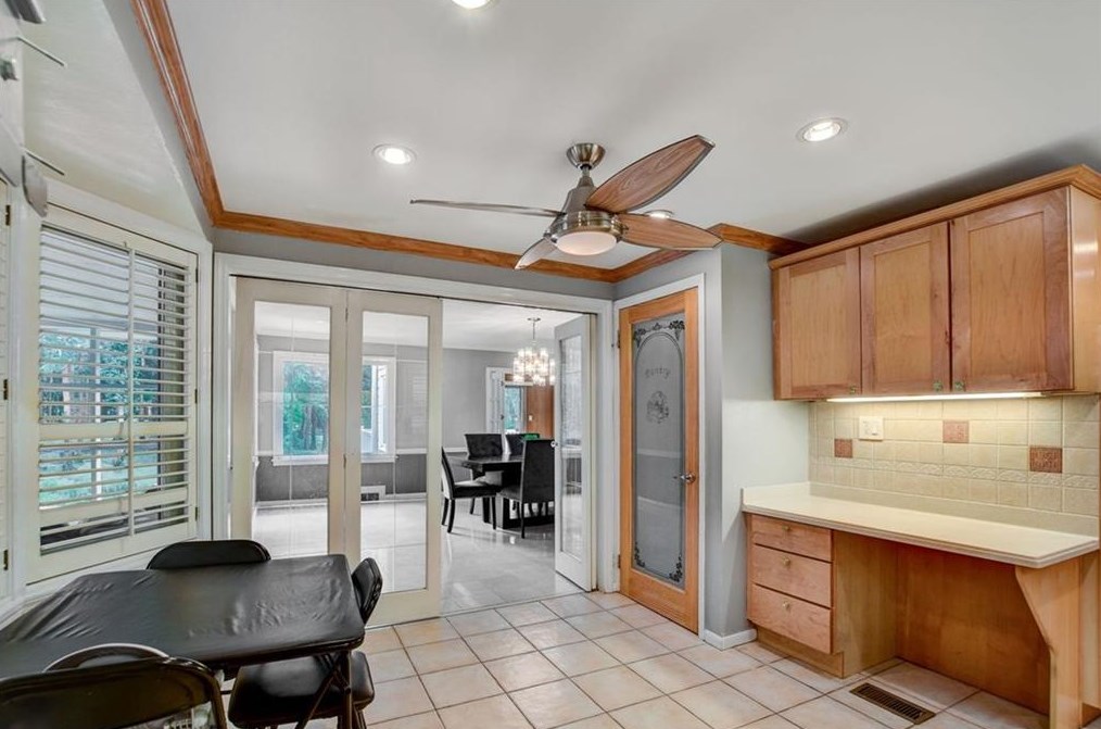 1530 Niskey Lake Trl, Atlanta GA  30331-6318 exterior