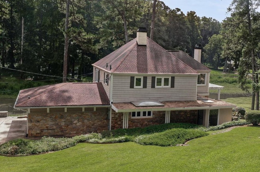 1530 Niskey Lake Trl, Atlanta GA  30331-6318 exterior