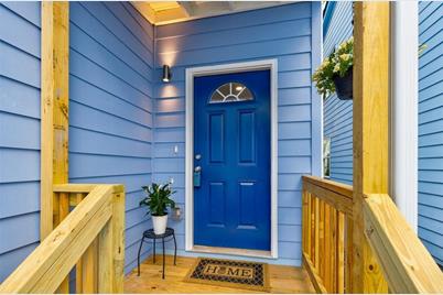 815 Smith Street SW #Unit B - Photo 1