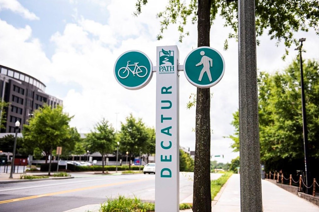 2536 Talley St, Decatur GA  30030-0041 exterior