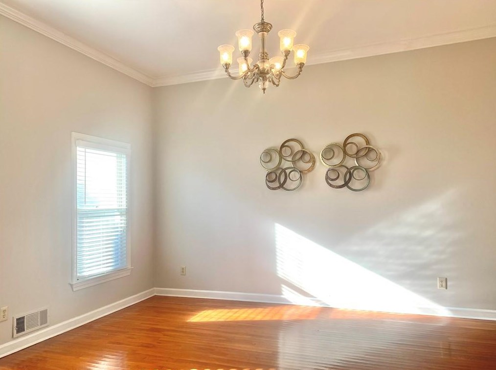 9445 Knollcrest Blvd, Alpharetta GA 30022-5112 exterior