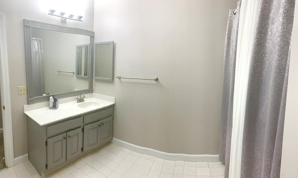 9445 Knollcrest Blvd, Alpharetta GA 30022-5112 exterior