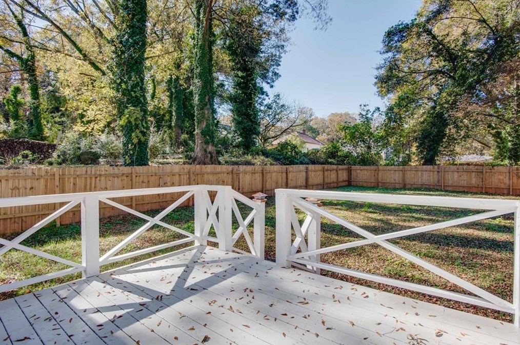 1121 Oakland Dr, Atlanta GA  30310-3839 exterior