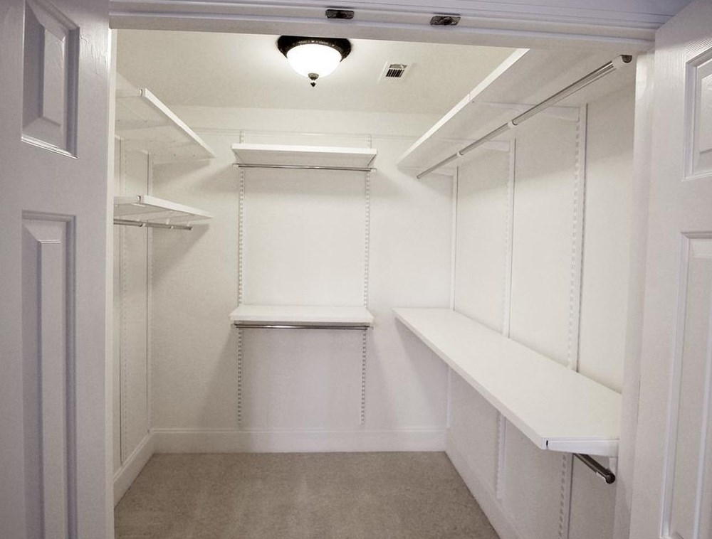 4402 Wilkerson Manor Dr, Smyrna GA 30080-6451 exterior